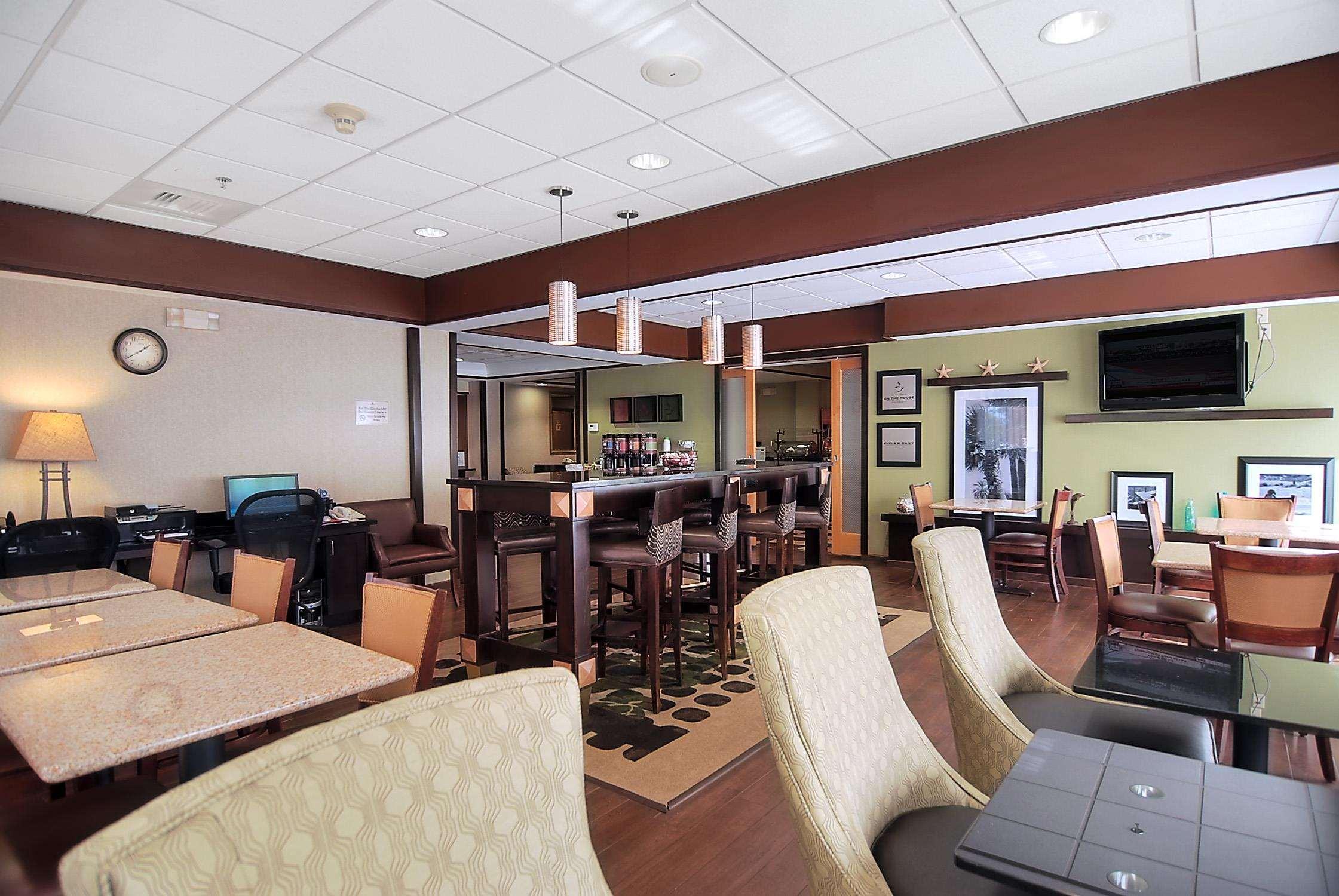 Hampton Inn Мельбурн Экстерьер фото